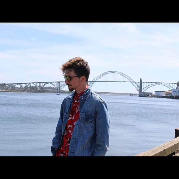 Meet your Posher, Lisa - Picture 6 of 8